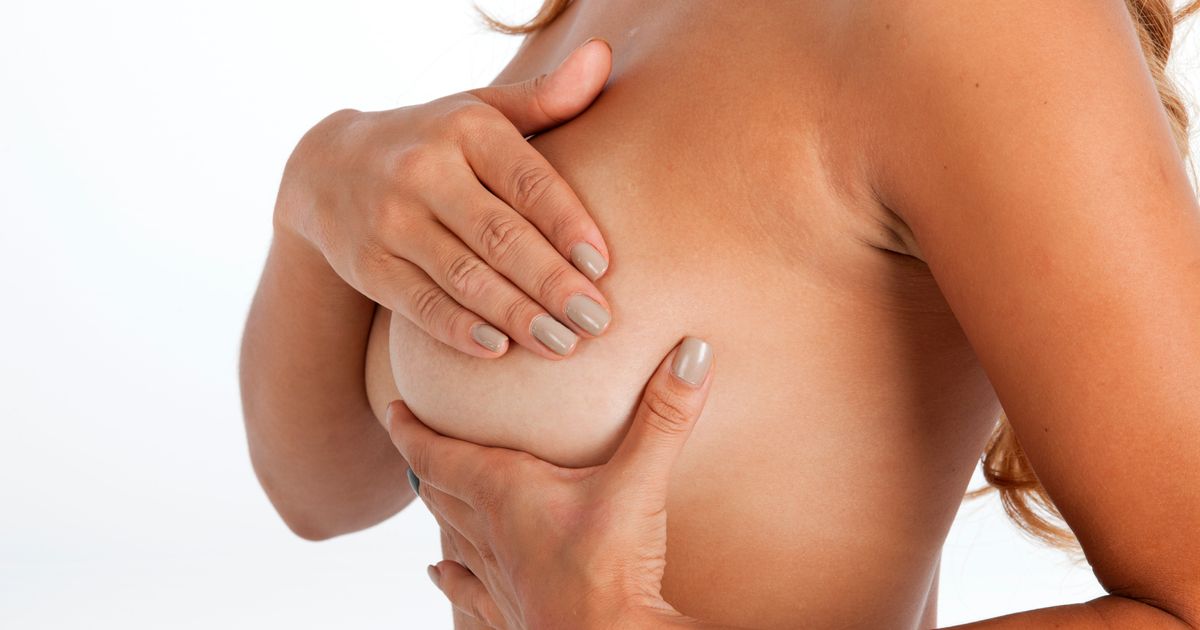 What are breast cancer signs, symptoms and how to prevent them ?